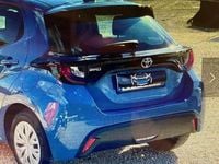 Usata Toyota Yaris Active 69 CV (50 kW) 2020 Blu/azzurro Berlina