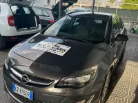 Usata Opel Astra Cosmo 110 CV (80 kW) 2015 Marrone Station wagon