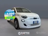 Usata Fiat 500e Icon 42 kW (58 CV) 2024 Bianco Berlina