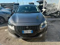 Usata Peugeot 208 Allure 102 CV (75 kW) 2022 Grigio Utilitaria