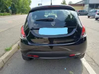 Usata Lancia Ypsilon 69 CV (50 kW) 2015 Nero Utilitaria