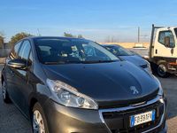 Usata Peugeot 208 Allure 74 CV (54 kW) 2016 Grigio Utilitaria