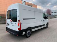 Usata Renault Master 150 CV (110 kW) 2022 Bianco pastello Monovolume