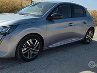 Usata Peugeot 208 Allure 102 CV (75 kW) 2023 Grigio Utilitaria