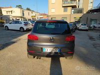 Usata VW Tiguan Sportline 140 CV (102 kW) 2012 Grigio SUV