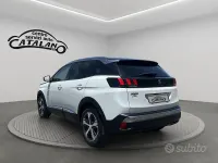 Usata Peugeot 3008 S 131 CV (96 kW) 2018 Bianco SUV