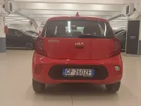 Usata Kia Picanto Urban 67 CV (49 kW) 2023 Shiny red Utilitaria