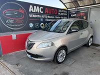 Usata Lancia Ypsilon Platinum 69 CV (50 kW) 2014 Oro Utilitaria