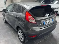 Usata Ford Fiesta Titanium 95 CV (69 kW) 2016 Grigio Utilitaria