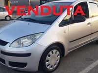 Usata Mitsubishi Colt 75 CV (55 kW) 2006 Argento Berlina