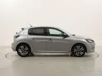 Usata Peugeot 208 Allure 101 CV (74 kW) 2022 Grigio Utilitaria