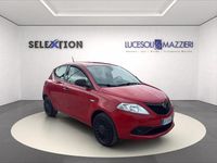 Usado Lancia Ypsilon S 69 HP (50 kW) 2020 Vermelho Citadino