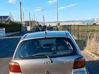 Usata Toyota Yaris 75 CV (55 kW) 2003 Grigio Utilitaria