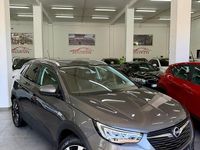 Usado Opel Grandland X GS Line 131 CV (96 kW) 2021 Gris SUV