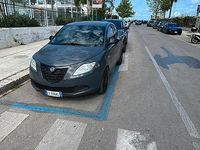 Usata Lancia Ypsilon 80 CV (58 kW) 2014 Grigio Utilitaria