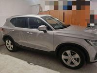 Usata Volvo XC40 Core 129 CV (94 kW) 2024 Argento SUV