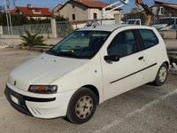 Usata Fiat Punto 60 CV (44 kW) 2001 Bianco Utilitaria