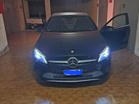 Usata Mercedes A180 109 CV (80 kW) 2018 Nero Berlina