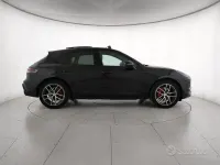 Usata Porsche Macan 381 CV (280 kW) 2023 Nero SUV