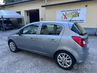 Usata Opel Corsa Club 80 CV (58 kW) 2009 Grigio Utilitaria
