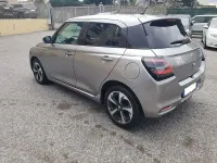 Usata Suzuki Swift 83 CV (61 kW) 2024 Argento new york Berlina