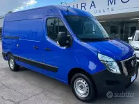 Usata Nissan Interstar 135 CV (99 kW) 2022 Blu/azzurro Furgone
