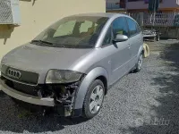 Usata Audi A2 75 CV (55 kW) 2004 Grigio Utilitaria
