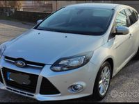 Usata Ford Focus Titanium 115 CV (84 kW) 2014 Grigio Berlina