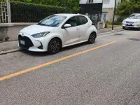 Usata Toyota Yaris 72 CV (52 kW) 2022 Bianco Utilitaria