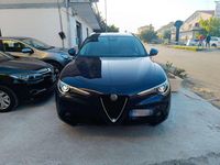 Usata Alfa Romeo Stelvio 209 CV (153 kW) 2017 Blu/azzurro SUV