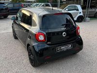 Usata Smart ForFour Passion 90 CV (66 kW) 2019 Nero Utilitaria