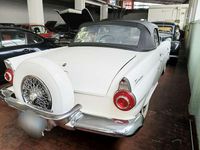 Begagnad Ford Thunderbird 224 HK (164 kW) 1956 Vit Cab