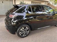 Usata Peugeot 208 Allure 101 CV (74 kW) 2021 Nero Utilitaria