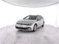 Usata VW Golf VIII Life 110 CV (80 kW) 2021 Moonstone grey Station wagon