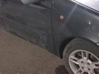 Usata Fiat Punto 69 CV (50 kW) 2004 Nero Utilitaria