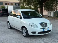 Usata Lancia Ypsilon 60 CV (44 kW) 2010 Bianco Utilitaria