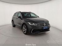Usata VW Tiguan R-line 150 CV (110 kW) 2021 Grigio SUV