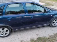 Usata Opel Corsa 80 CV (58 kW) 2004 Bluazzurro Utilitaria