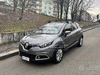 Usata Renault Captur 90 CV (66 kW) 2013 Grigio SUV