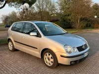Usata VW Polo 54 CV (39 kW) 2002 Grigio Utilitaria
