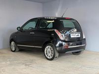 Usata Lancia Ypsilon 69 CV (50 kW) 2011 Nero Utilitaria