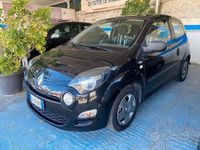 Usata Renault Twingo Night&Day 75 CV (55 kW) 2014 Nero Utilitaria