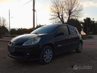 Usata Renault Clio II Rip Curl 86 CV (63 kW) 2007 Nero Utilitaria