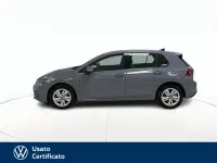 Usata VW Golf VIII Life 116 CV (85 kW) 2023 Grigio / pastello Berlina
