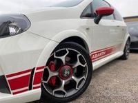 Usata Abarth Punto Evo 165 CV (121 kW) 2010 Bianco Utilitaria