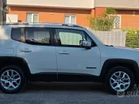 Usata Jeep Renegade Limited 140 CV (102 kW) 2015 Bianco SUV