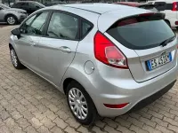 Usata Ford Fiesta Titanium 75 CV (55 kW) 2013 Argento Berlina