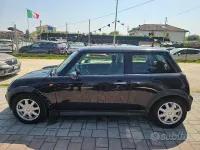 Usata Mini One D 75 CV (55 kW) 2004 Nero Utilitaria