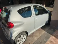 Usata Toyota Aygo 68 CV (50 kW) 2008 Grigio Utilitaria