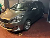 Usata Kia Carens Attract 135 CV (99 kW) 2014 Bronzo Monovolume